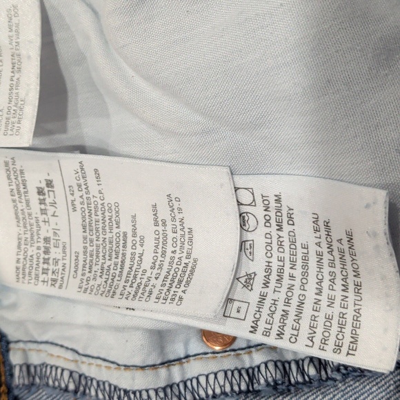 Levi's Ribcage Straigh Leg Jeans Button Fly Size 26 - Picture 8 of 9